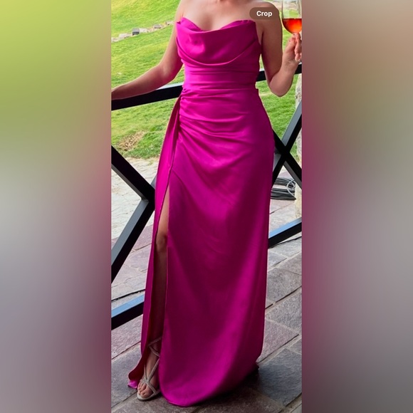 Dress - Picture 4 of 8